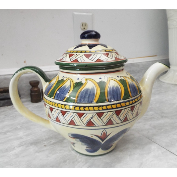TableTops Unlimited Other - Deruta Tabletops Limited Hand painted Teapot 9.5” High With Lid